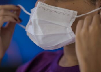 FLEXIBILIZAÇÃO NO USO DE MÁSCARAS EM UNIDADES DE SAÚDE