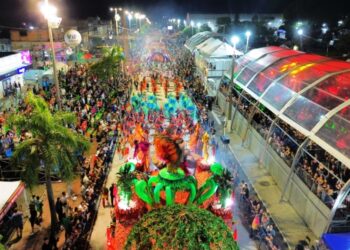 CONHEÇA OS ENREDOS QUE VÃO BRILHAR NO CARNAVAL DE URUGUAIANA