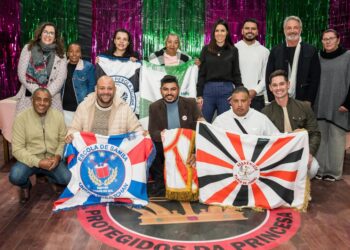 CAXIAS DO SUL: HOMENAGENS, BALANÇO DA TEMPORADA E SORTEIO DOS DESFILES