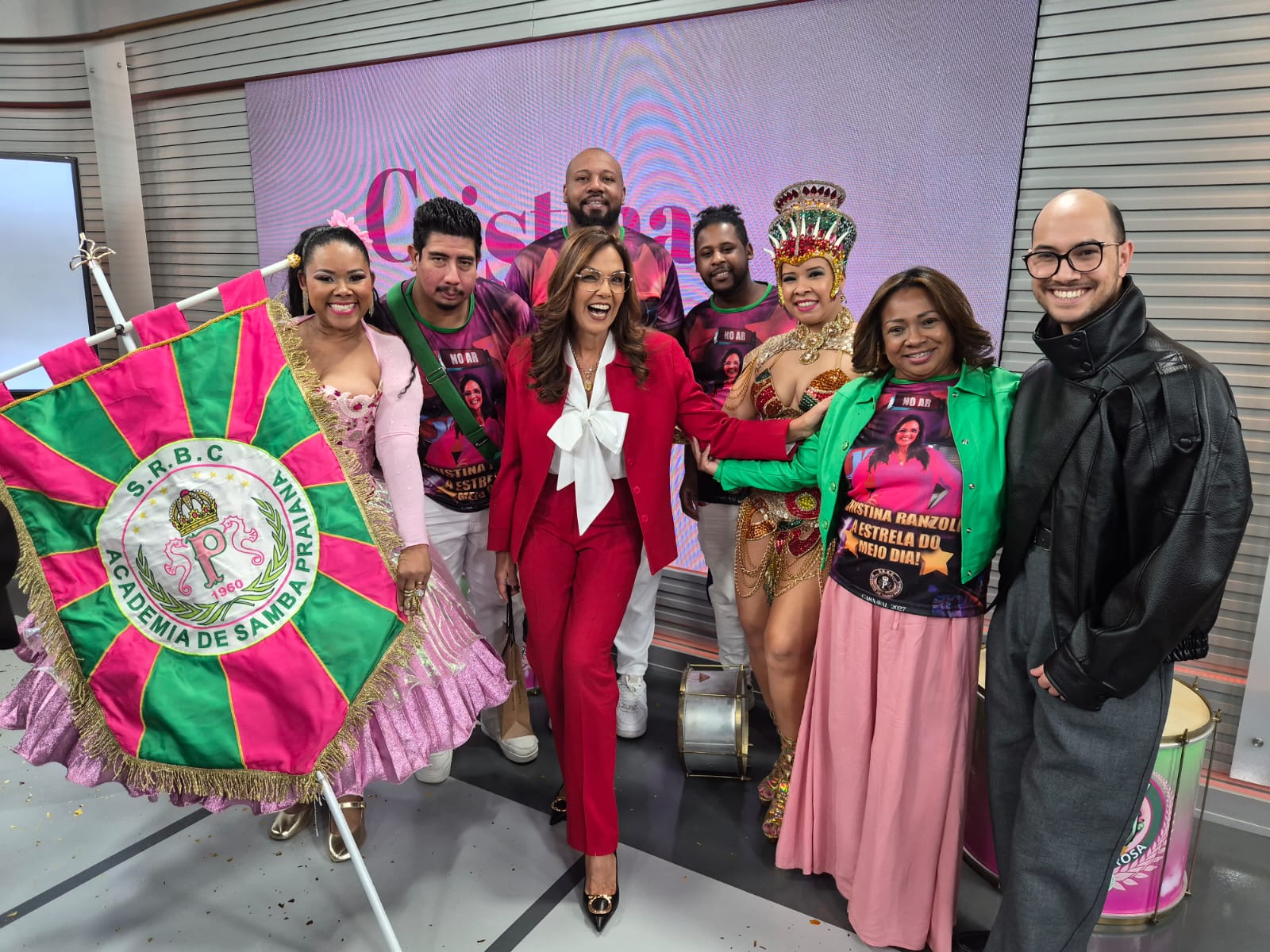 Praiana no Jornal do Almoço especial em homenagem à apresentadora Cristina Ranzolin